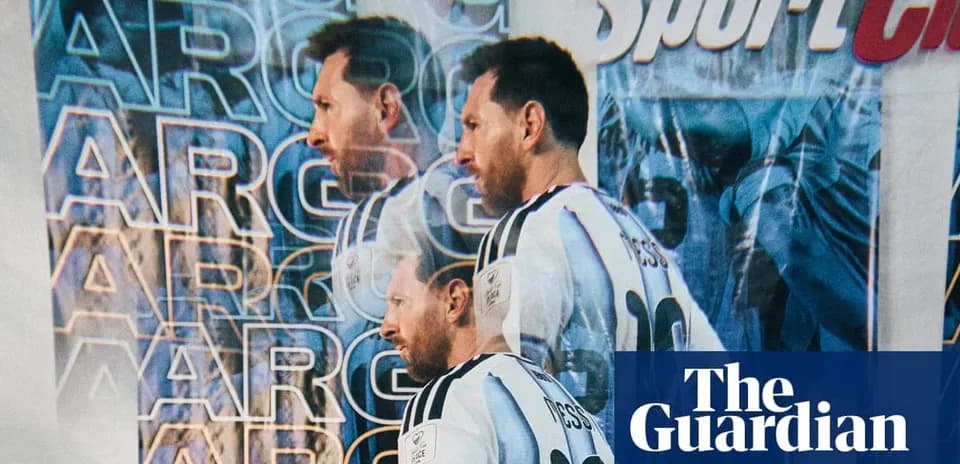 Lionel Messi in Argentina jersey with background graphics