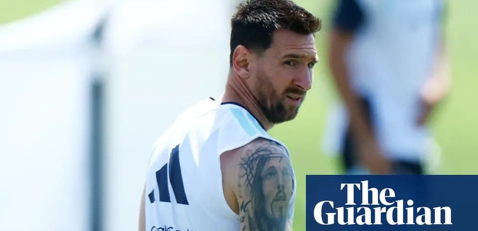 Lionel Messi training with team at practice session