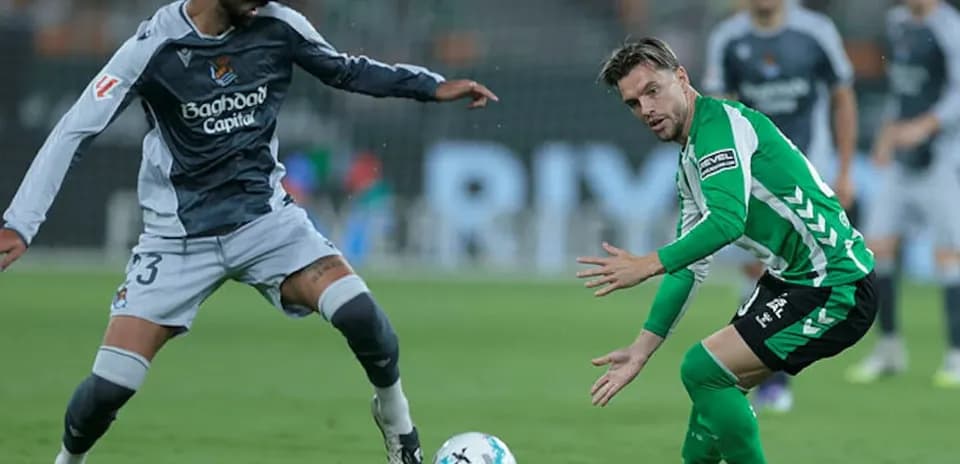 Real Sociedad player challenges Real Betis opponent