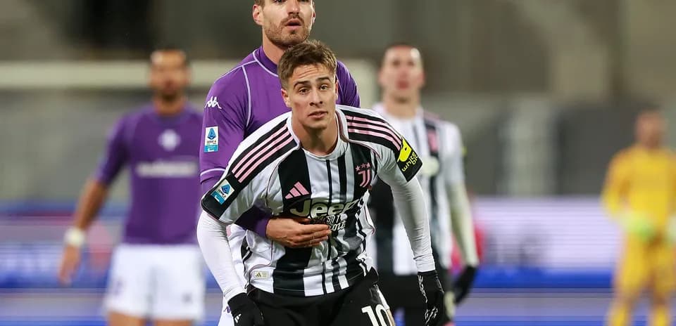 Juventus player in action against Fiorentina