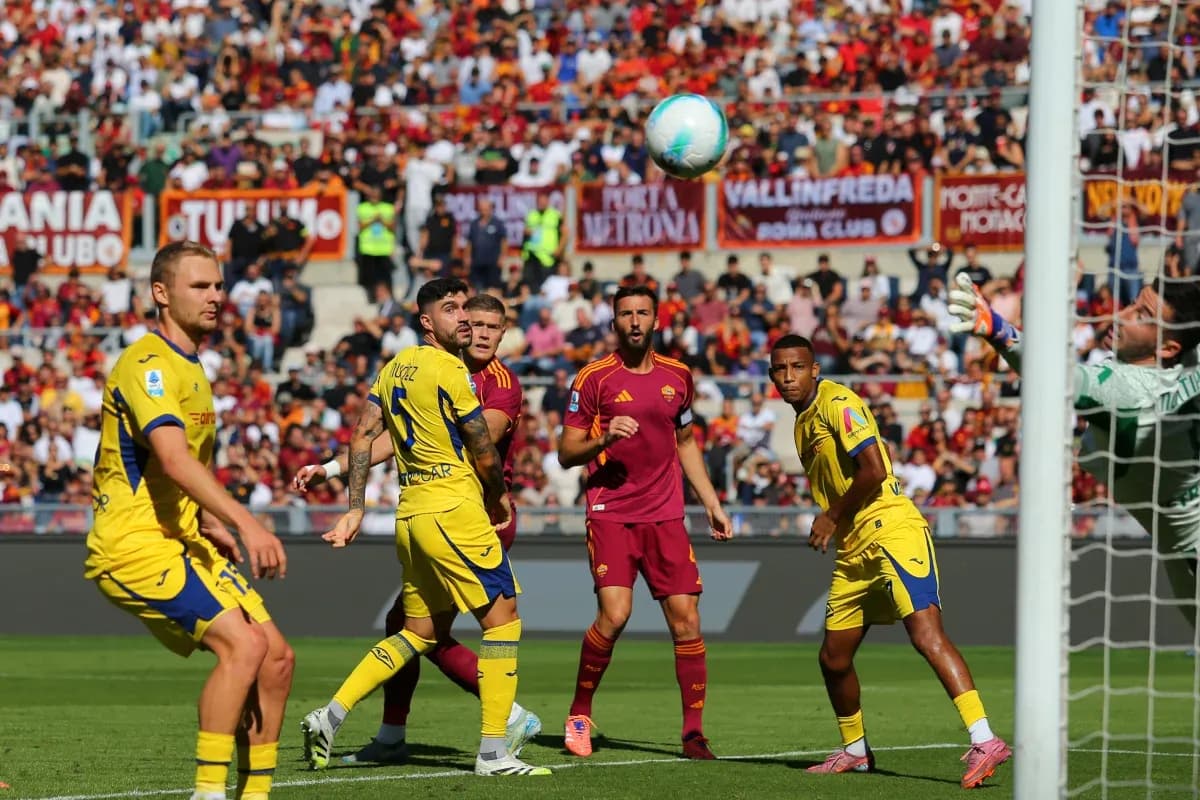 Players reacting to a high ball in match
