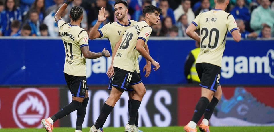 Players celebrating goal during Oviedo vs Alaves match