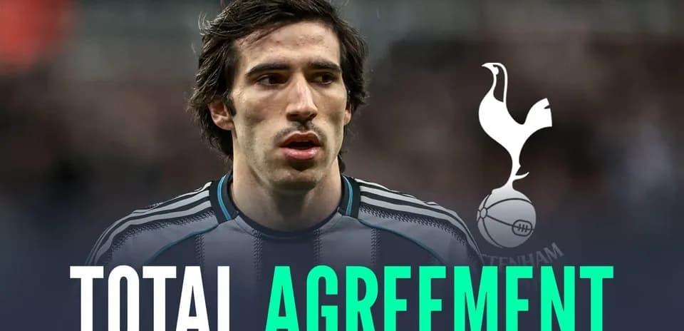 Player with Tottenham Hotspur logo and agreement text