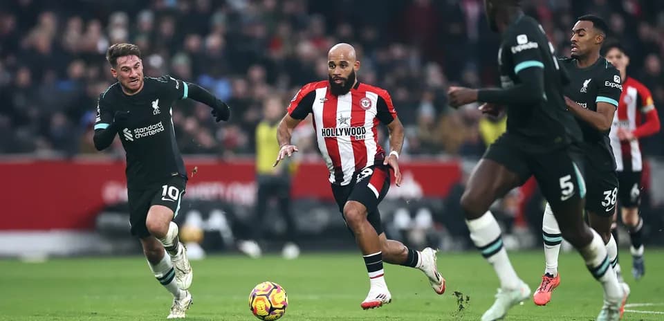 Liverpool player chasing the ball against Brentford