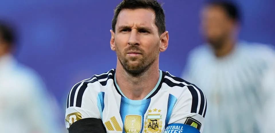 Lionel Messi wearing Argentina jersey during match