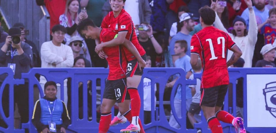 South Korean players celebrating a goal