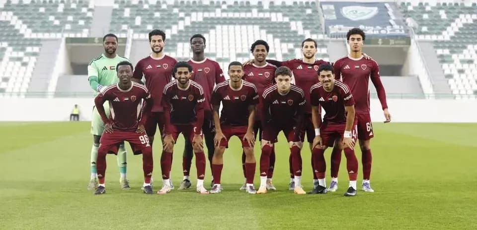 Al Wahda U23 team posing for a group photo