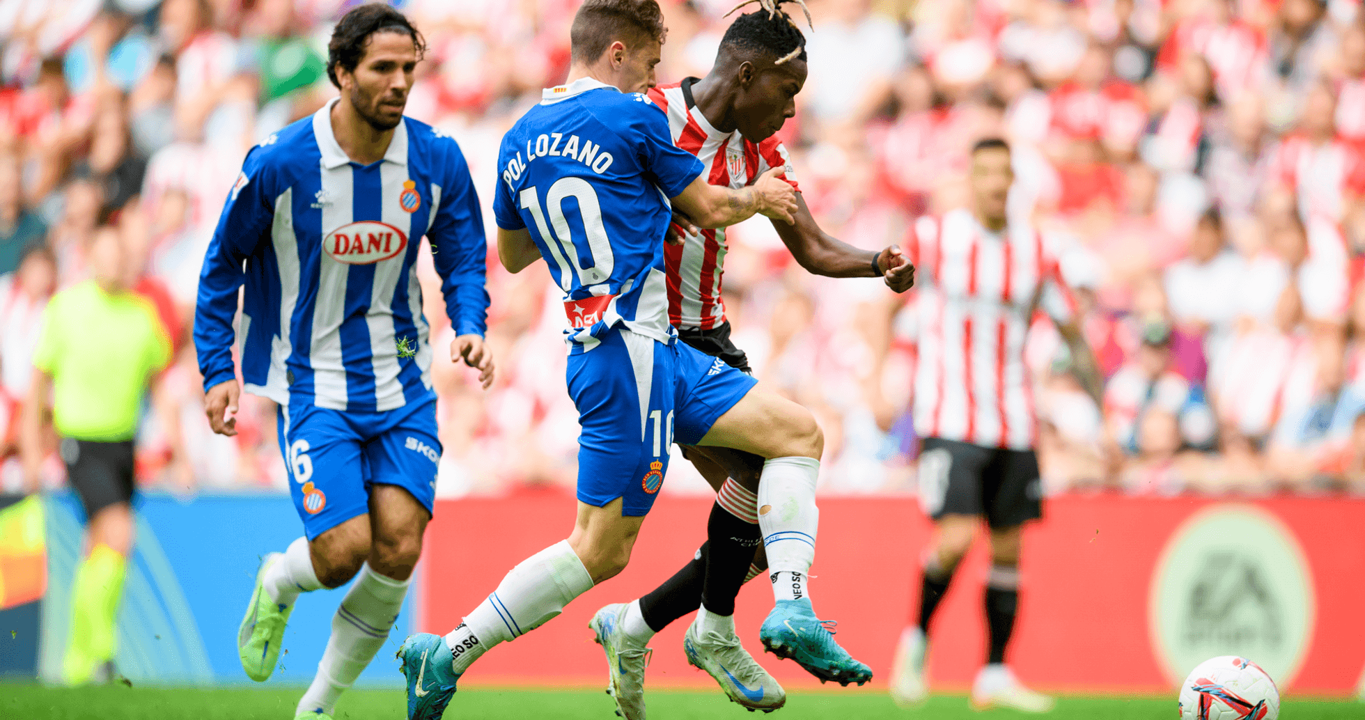 Pol Lozano battling for the ball in La Liga match