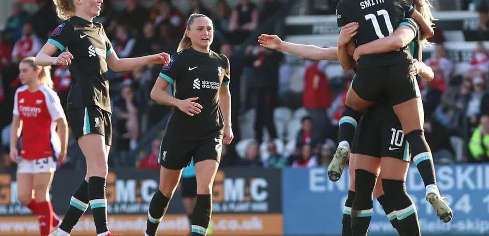 Liverpool Women celebrating a goal against Arsenal Women