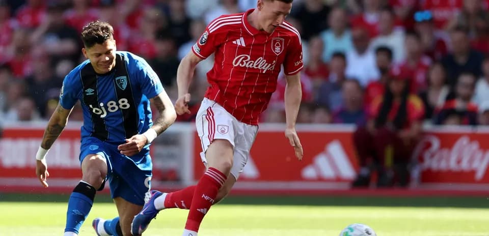 Nottingham Forest player dribbling against Bournemouth