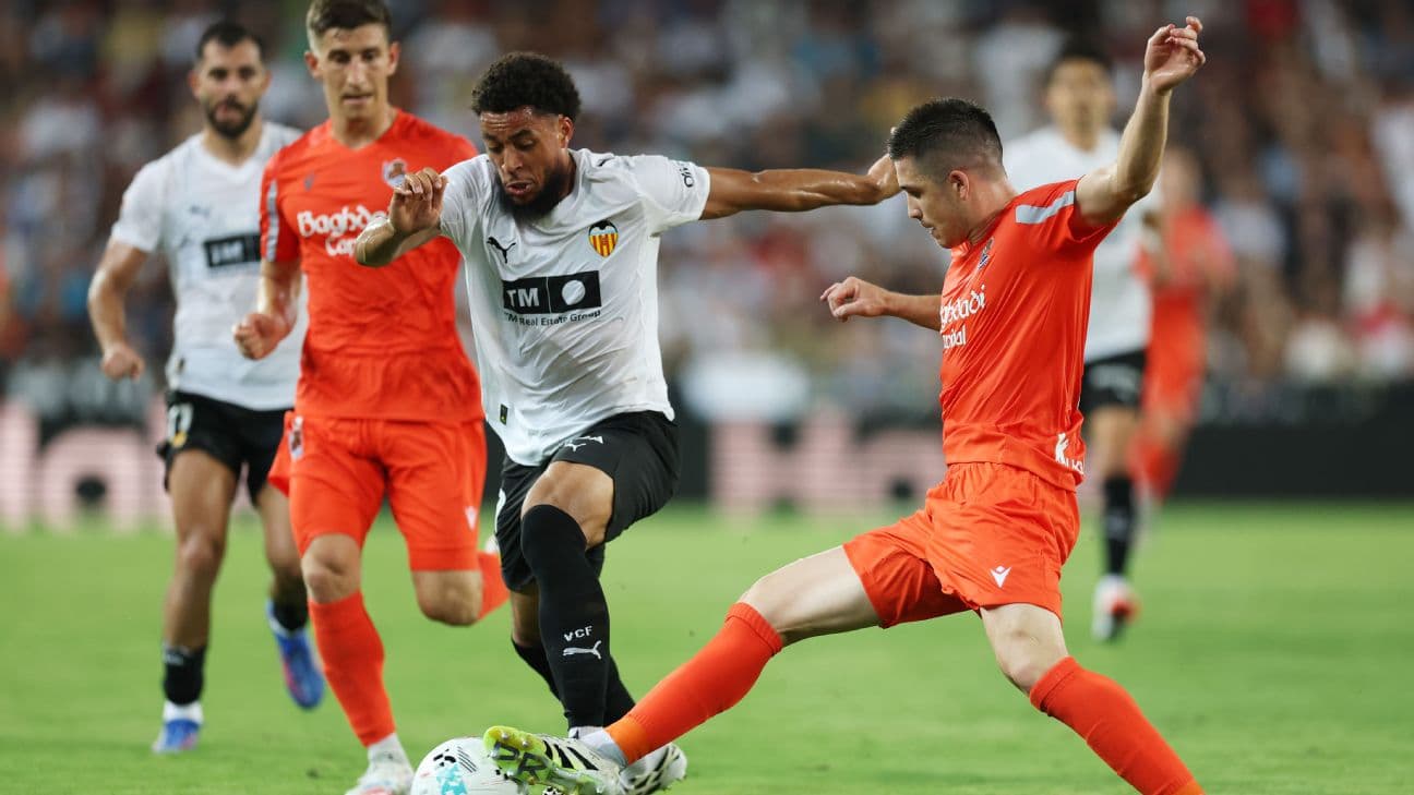 Players competing during Real Sociedad vs Valencia match