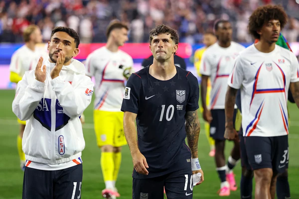 USA Tops Group D Despite Loss; Australia and Paraguay Advance in World Cup