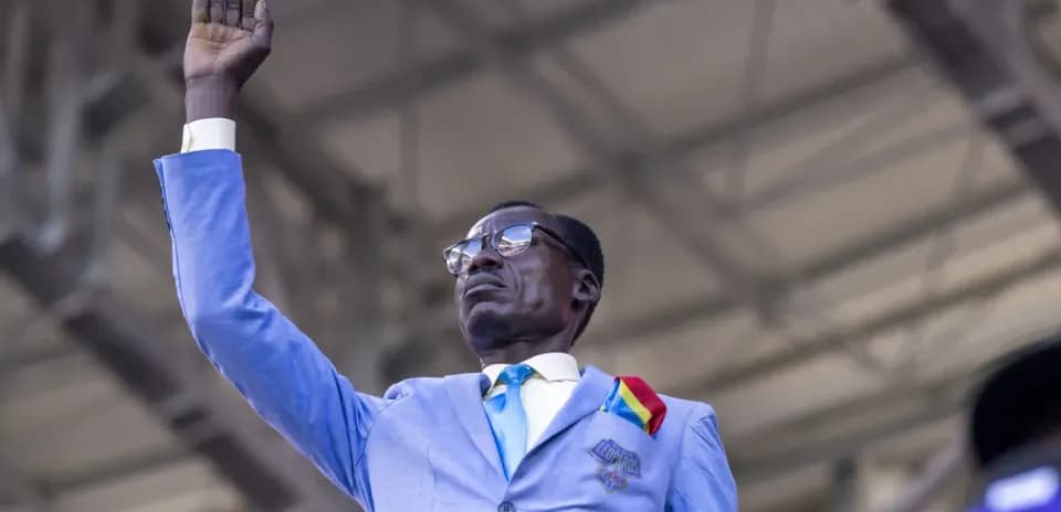 Lumumba Vea: The DR Congo Superfan Known as the Statue Guy