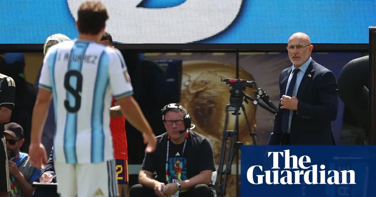 Argentina player wearing jersey number 9 substitutes off Argentina player wearing jersey number 9 substitutes off