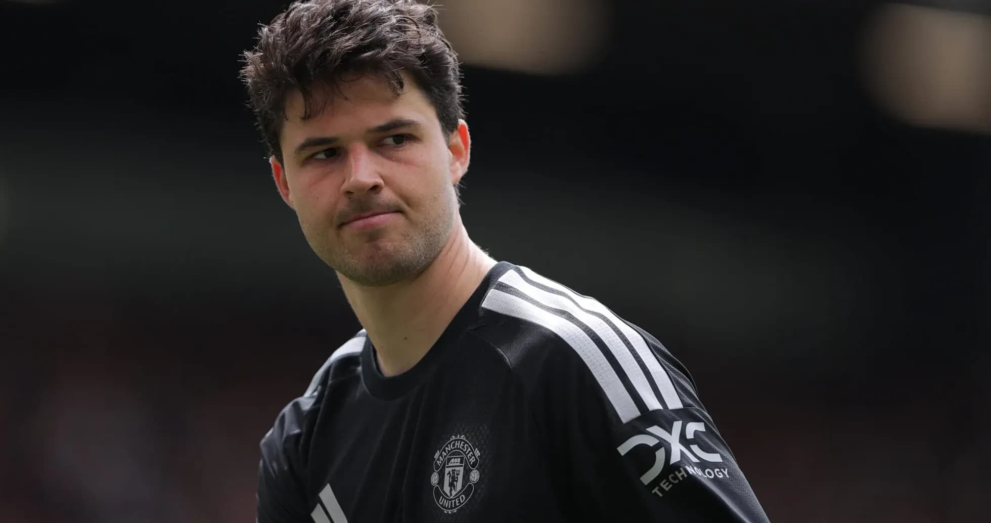 Goalkeeper in Manchester United kit during match Goalkeeper in Manchester United kit during match
