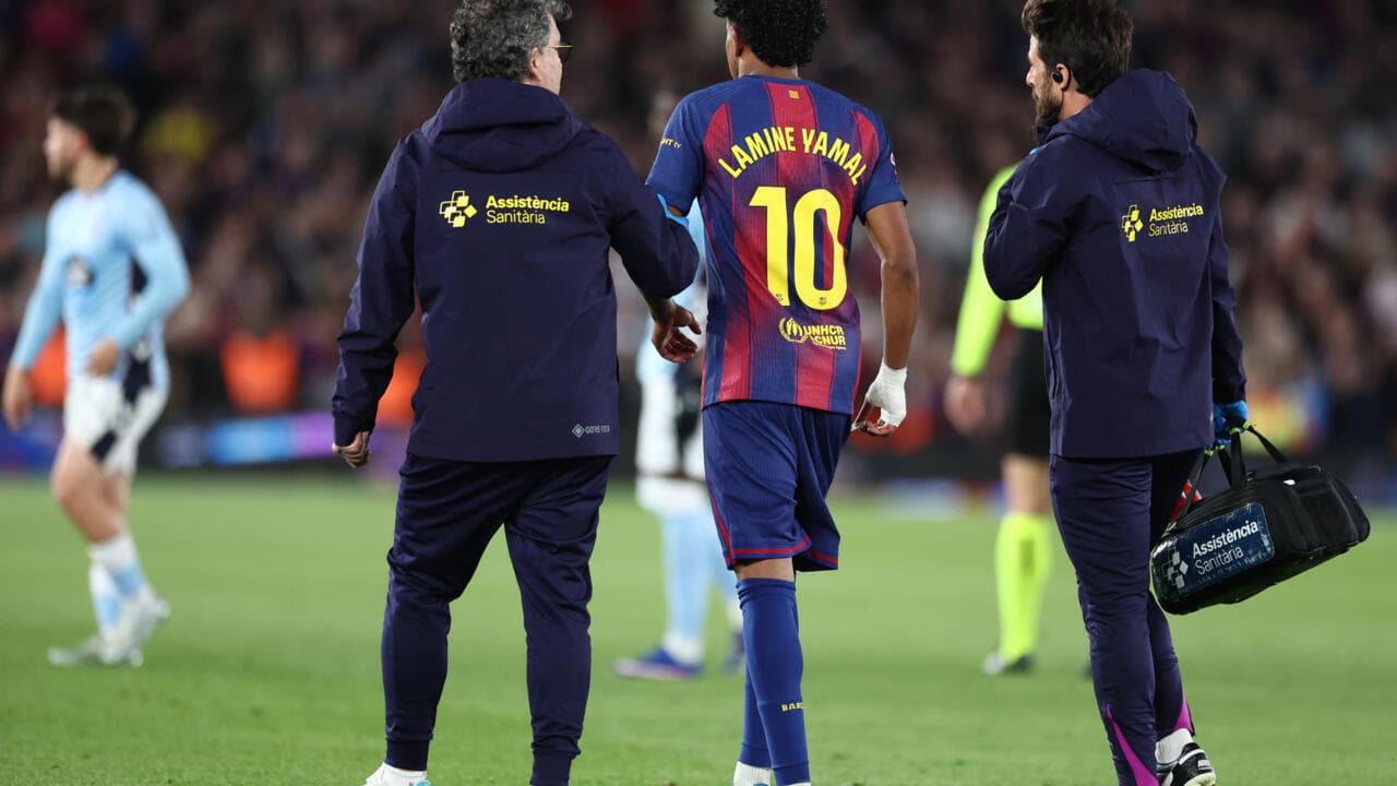 Lamine Yamal receiving medical attention off the field Lamine Yamal receiving medical attention off the field